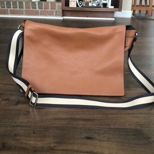 Authentic Coach messenger bag